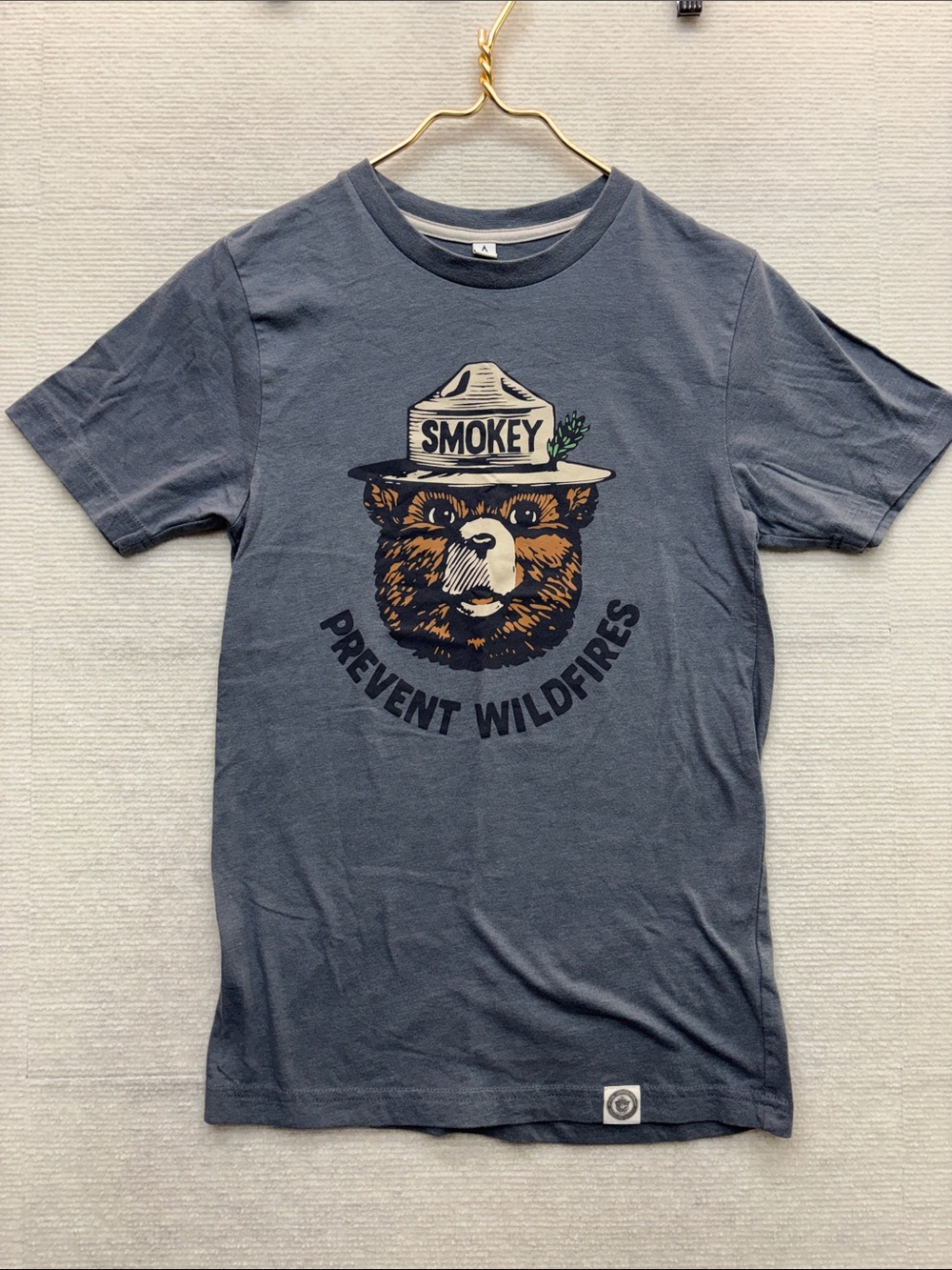 Smokey the Bear | tshirt tee shirt XS